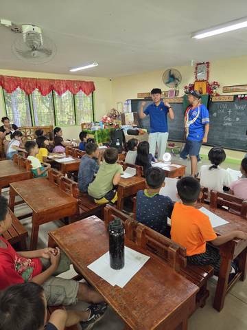 A photograph from an ARMS outreach.